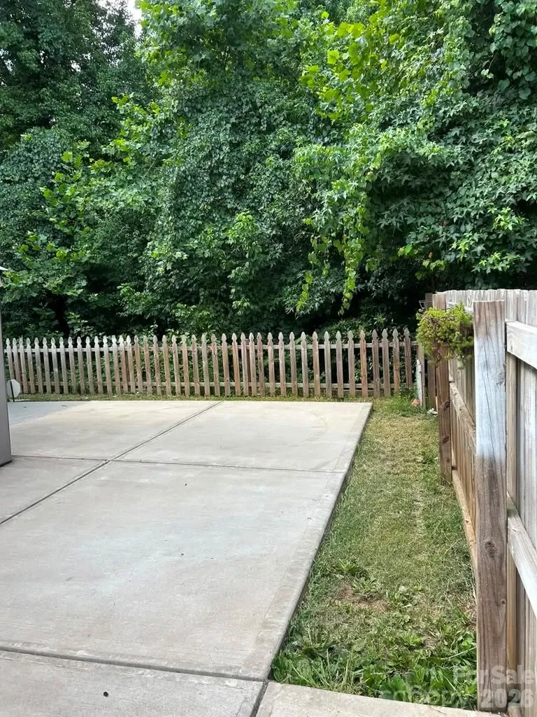 413 Peachtree Road Charlotte NC 28216