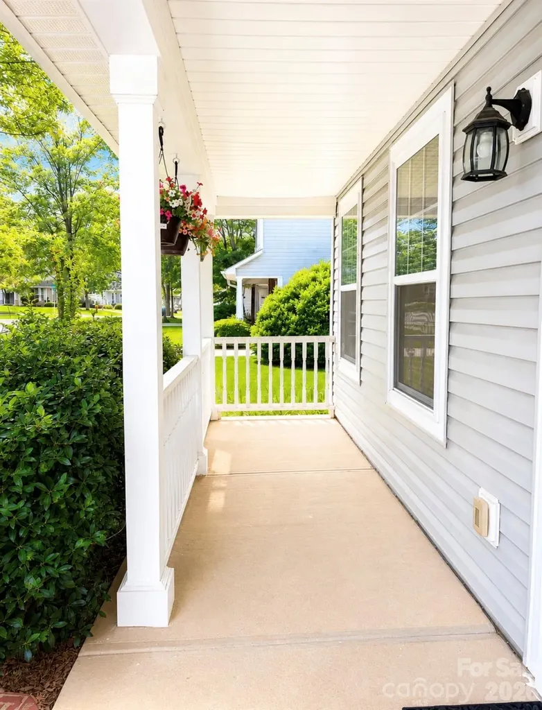 413 Peachtree Road Charlotte NC 28216