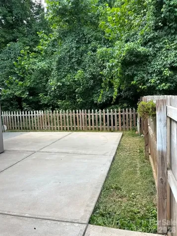 413 Peachtree Road Charlotte NC 28216