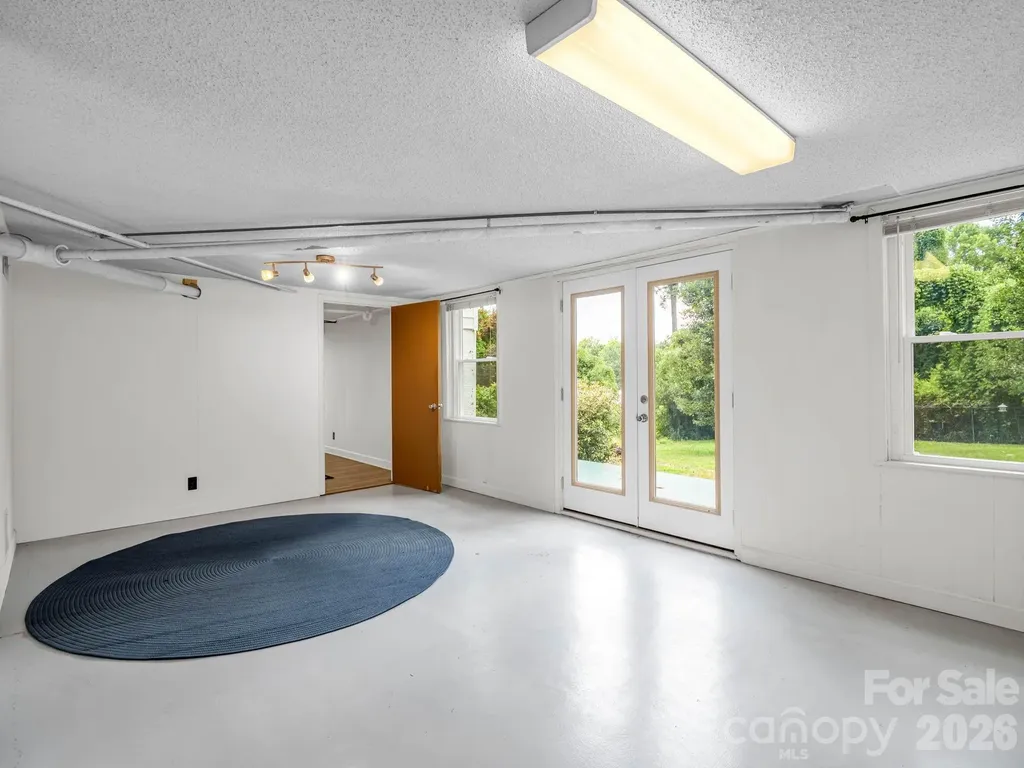 555 State Street Marion NC 28752