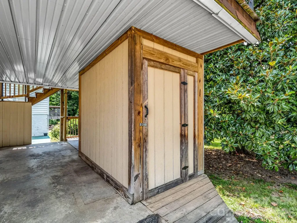 555 State Street Marion NC 28752