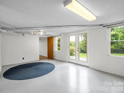 555 State Street Marion NC 28752