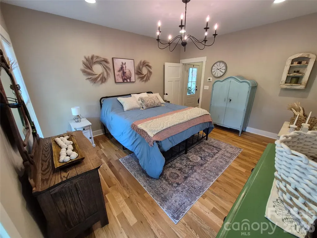 1877 Cline Farm Road Lincolnton NC 28092