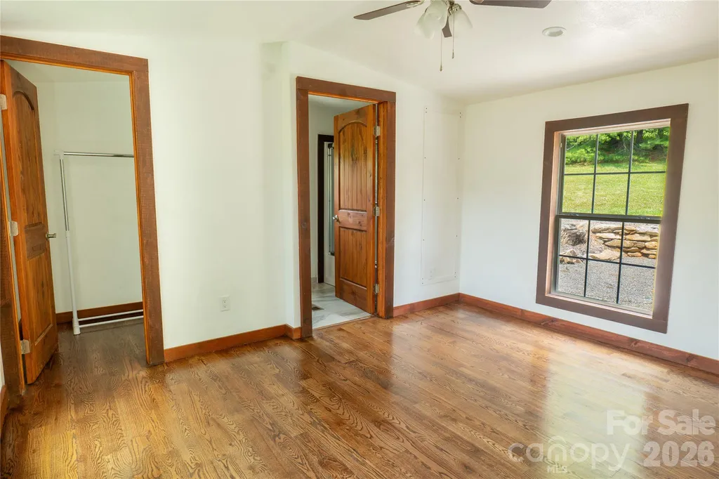 203 Justice Drive Clyde NC 28721