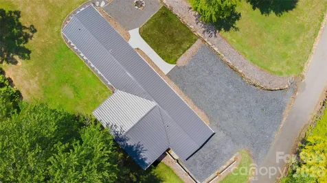 203 Justice Drive Clyde NC 28721