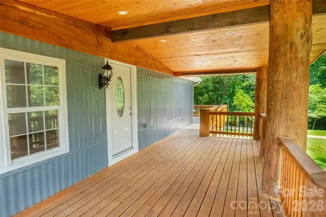 203 Justice Drive Clyde NC 28721