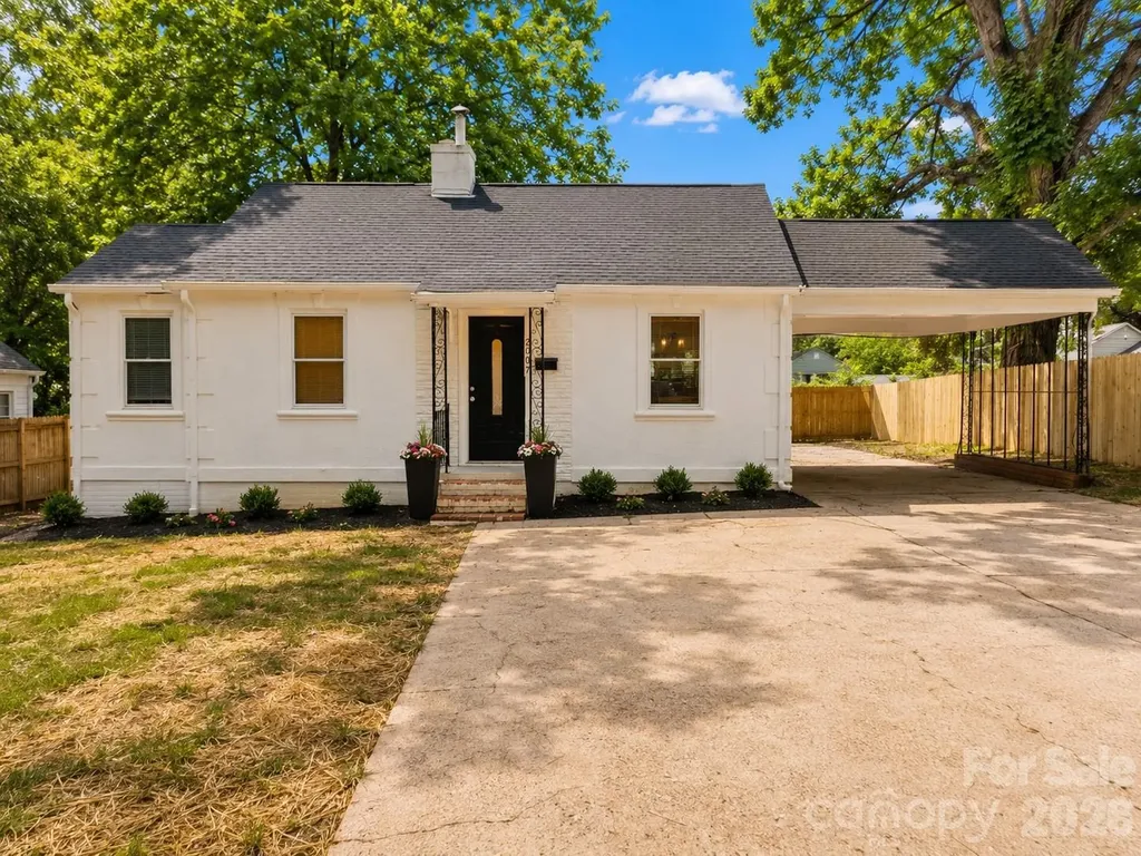 2007 Highland Street Charlotte NC 28208