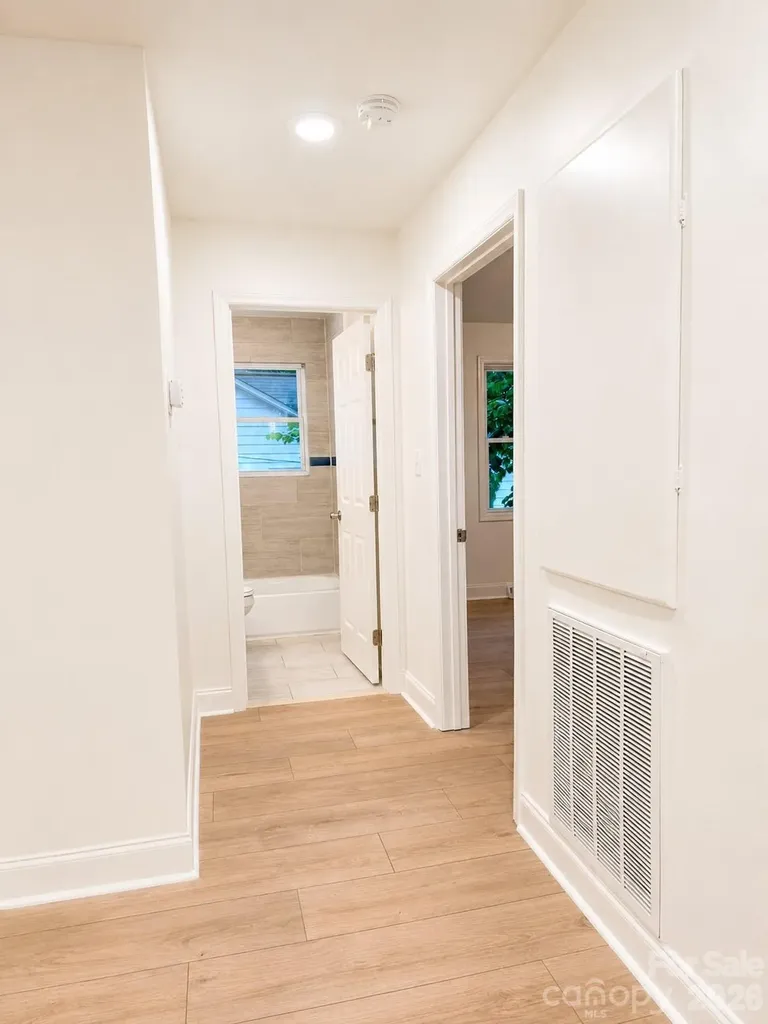 2007 Highland Street Charlotte NC 28208