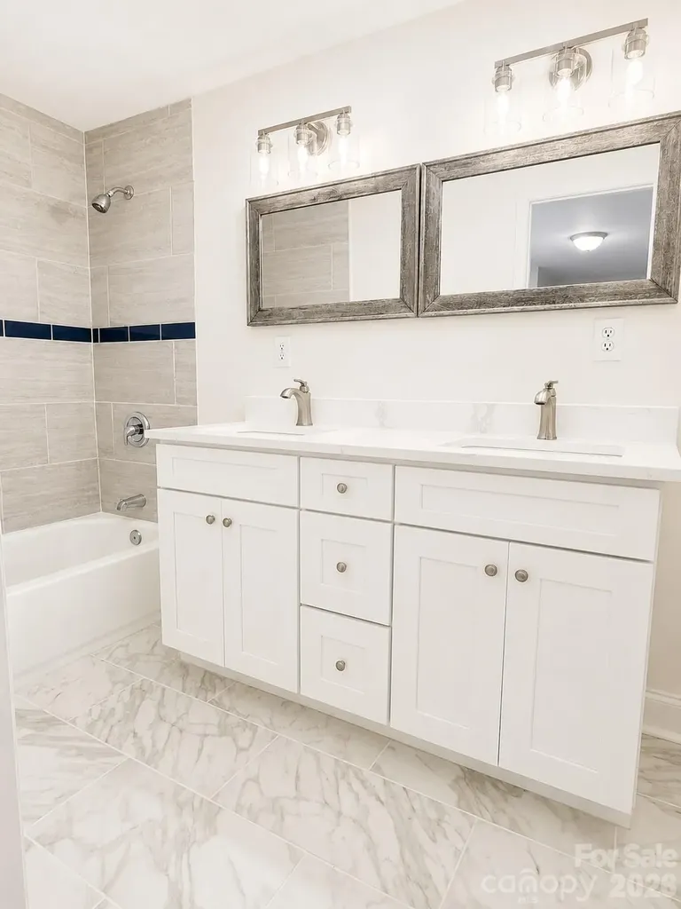 2007 Highland Street Charlotte NC 28208