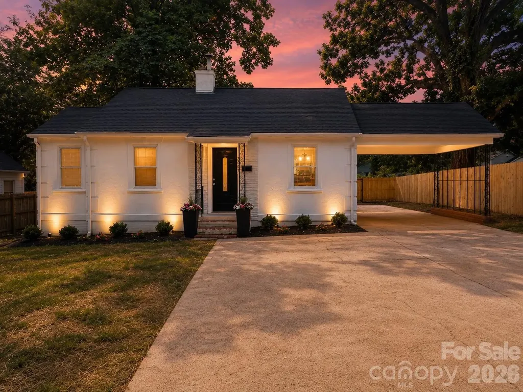 2007 Highland Street Charlotte NC 28208
