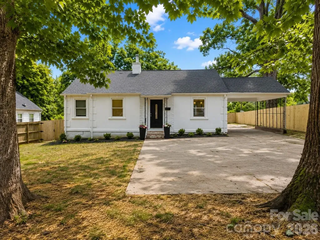 2007 Highland Street Charlotte NC 28208