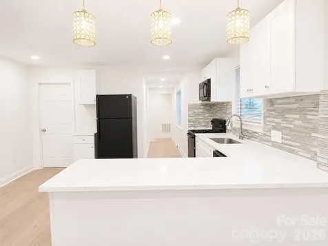 2007 Highland Street Charlotte NC 28208