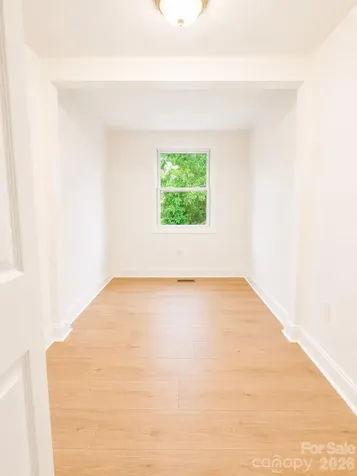 2007 Highland Street Charlotte NC 28208