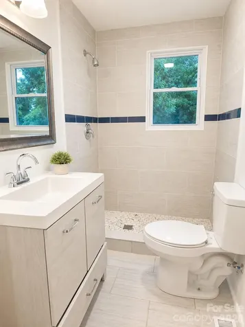 2007 Highland Street Charlotte NC 28208