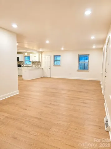 2007 Highland Street Charlotte NC 28208