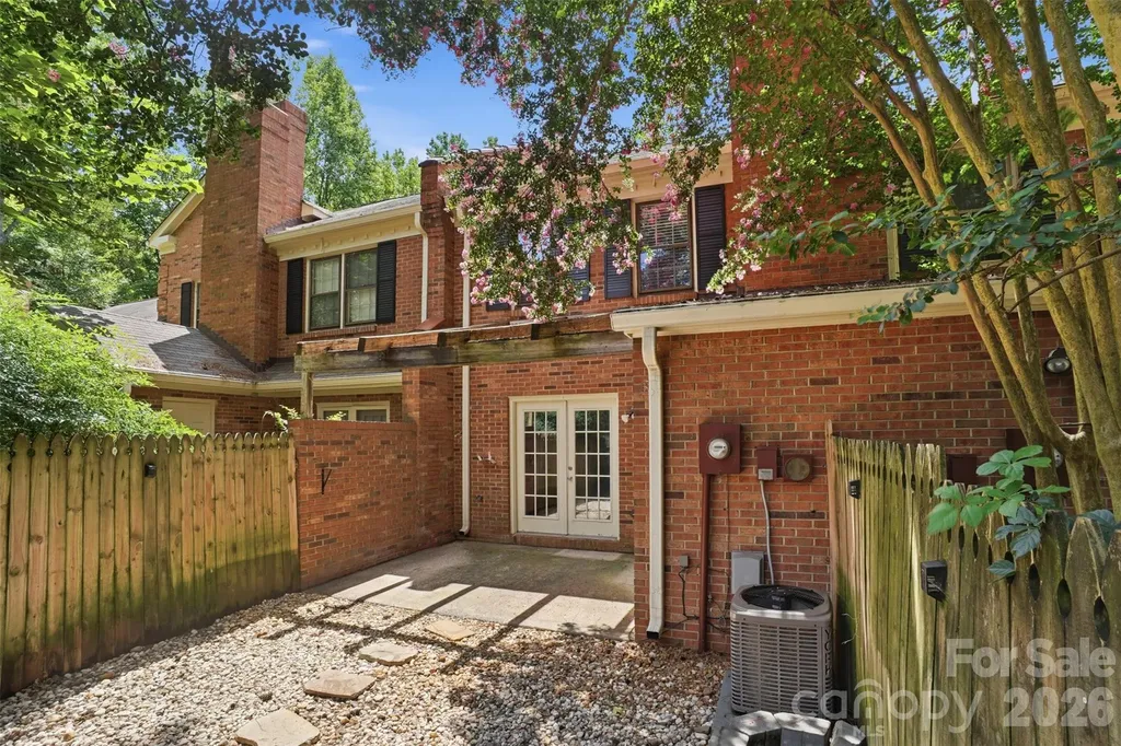 9020 Nolley Court Charlotte NC 28270