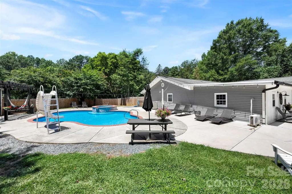 6309 Landsford Road Marshville NC 28103