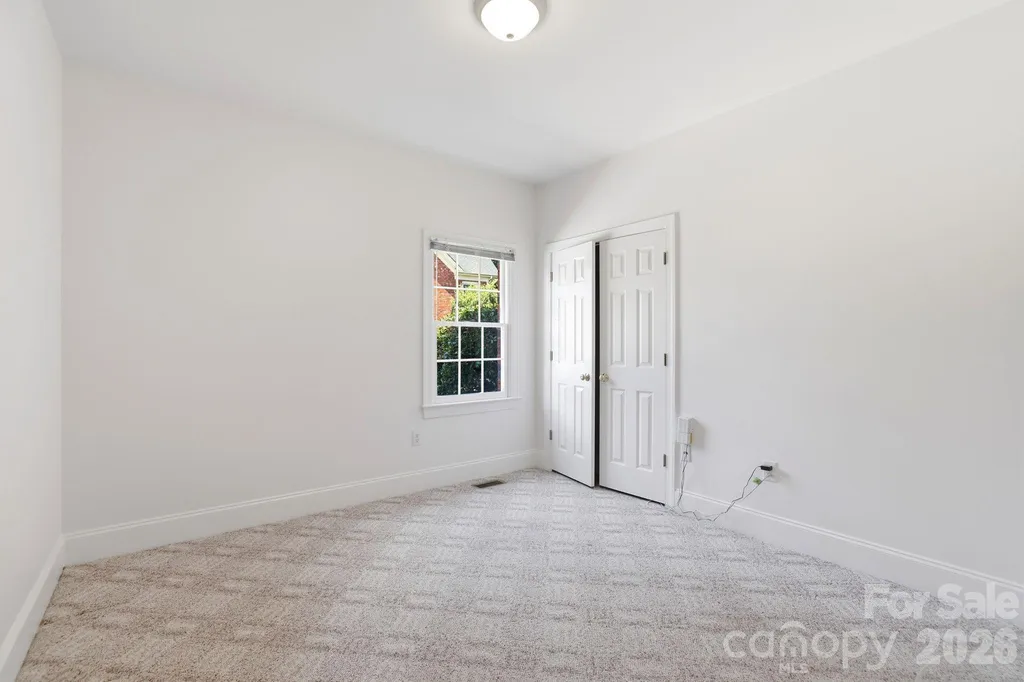 4024 Wild Nursery Court Charlotte NC 28215