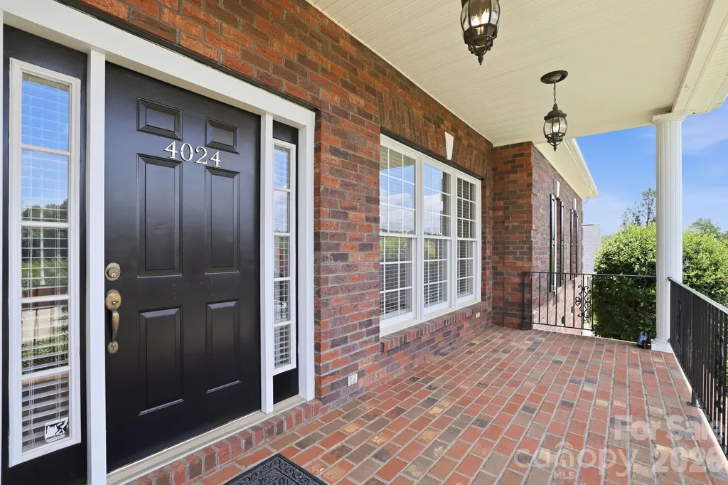 4024 Wild Nursery Court Charlotte NC 28215