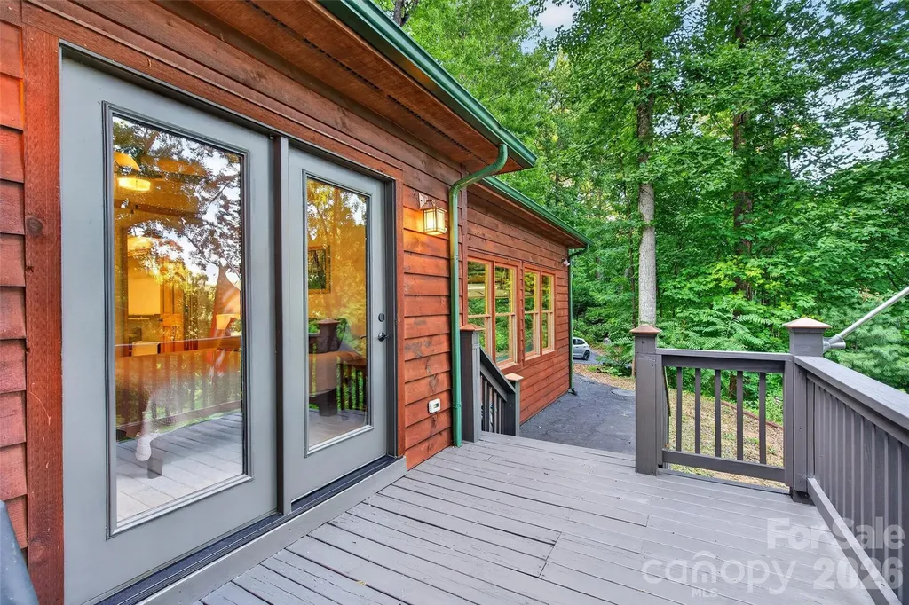 1506 Mckenzie Way S Old Fort NC 28762