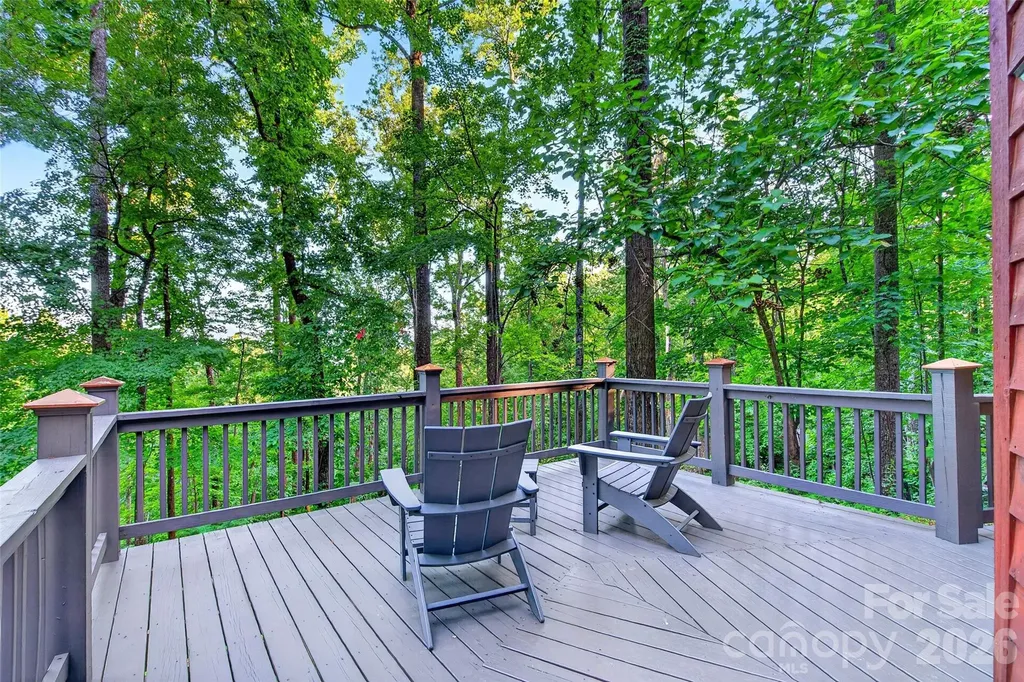 1506 Mckenzie Way S Old Fort NC 28762
