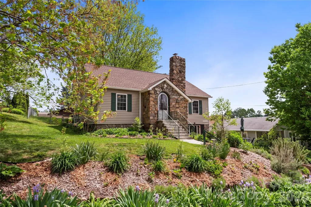108 Patton Avenue Canton NC 28716