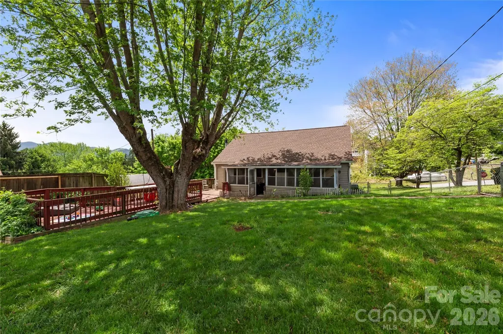 108 Patton Avenue Canton NC 28716