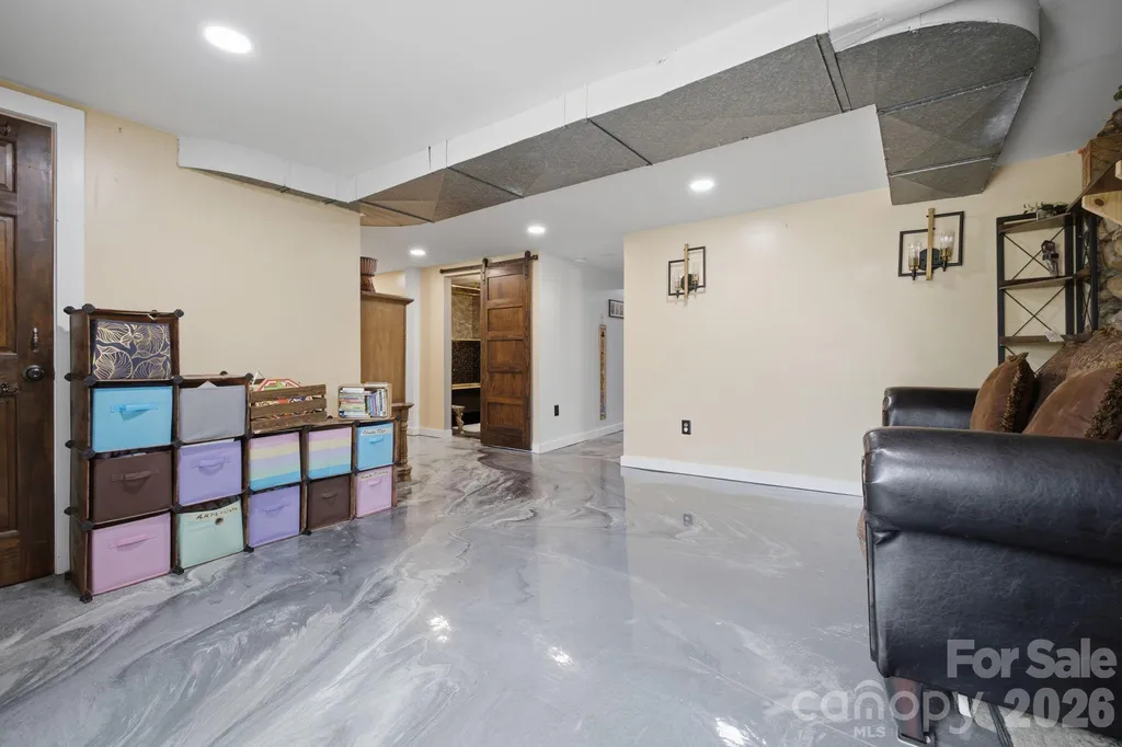 108 Patton Avenue Canton NC 28716