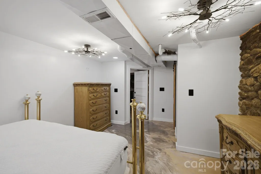 108 Patton Avenue Canton NC 28716