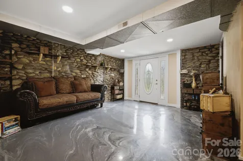 108 Patton Avenue Canton NC 28716