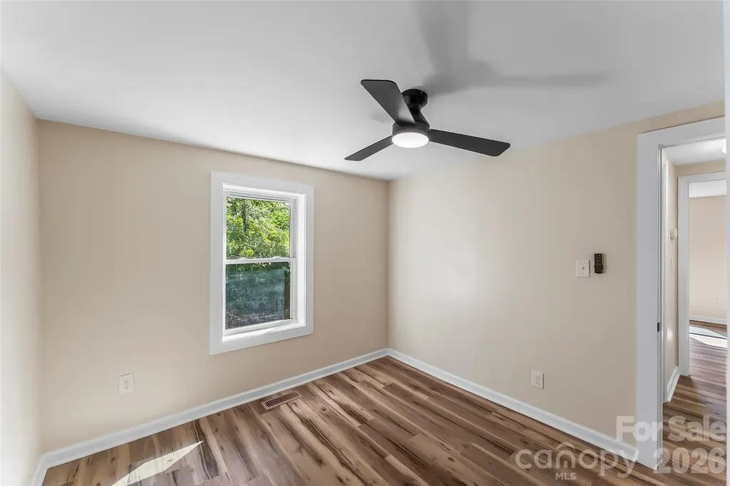 529 NW Stage Street Lenoir NC 28645