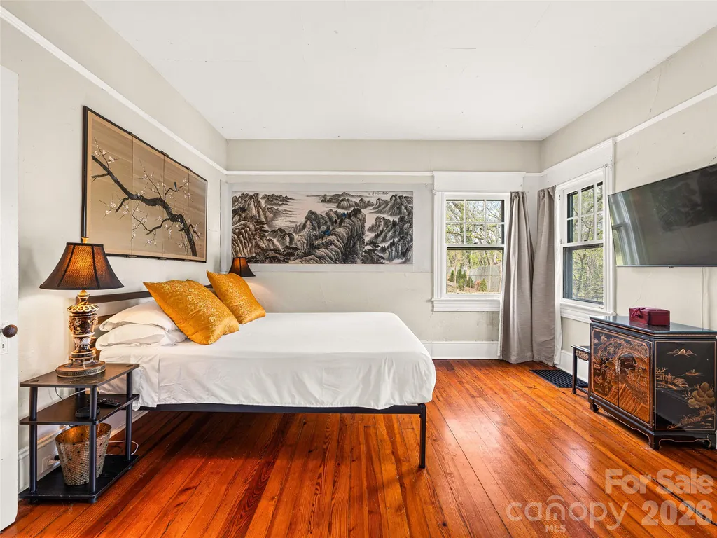 7 Montford Park Place Asheville NC 28801