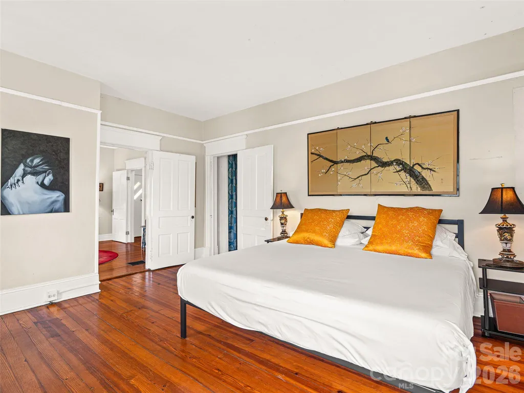 7 Montford Park Place Asheville NC 28801