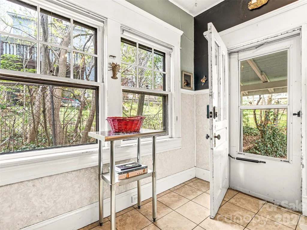 7 Montford Park Place Asheville NC 28801