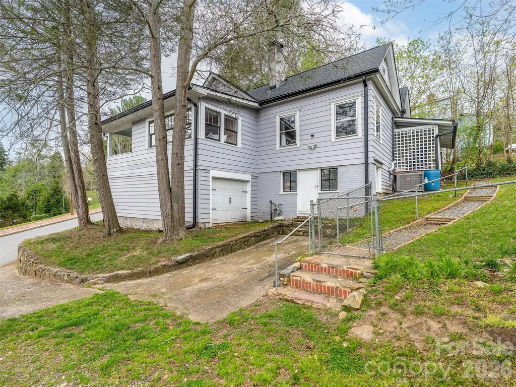 7 Montford Park Place Asheville NC 28801