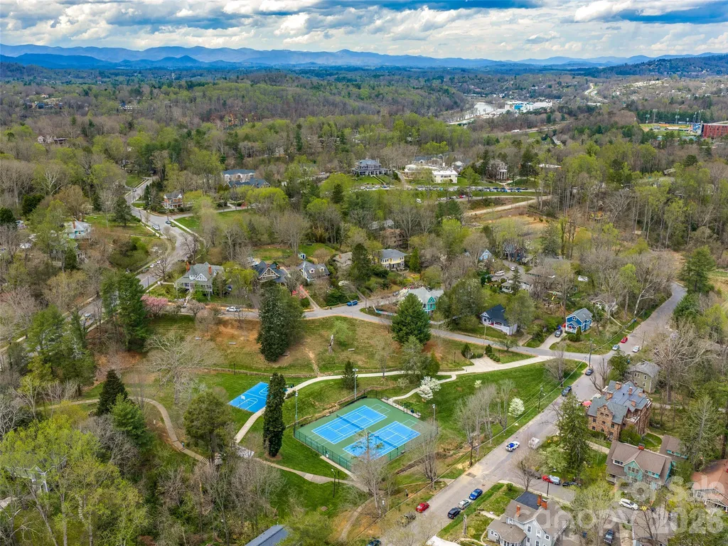 7 Montford Park Place Asheville NC 28801