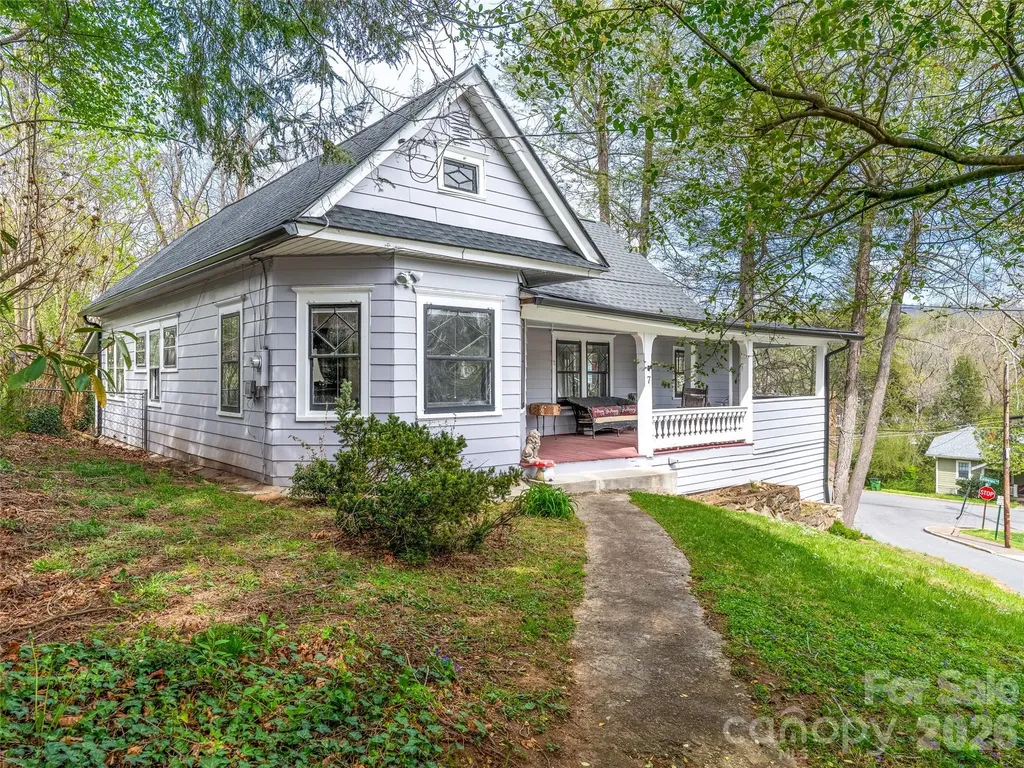 7 Montford Park Place Asheville NC 28801