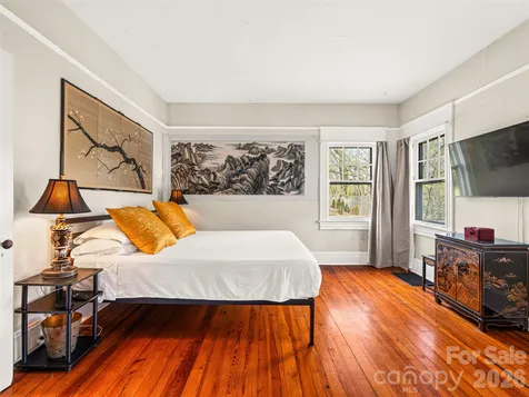 7 Montford Park Place Asheville NC 28801