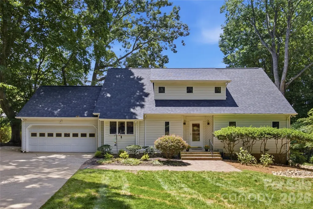 2216 Holly Lane Shelby NC 28150