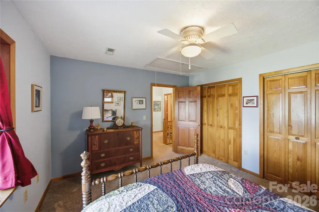 2216 Holly Lane Shelby NC 28150