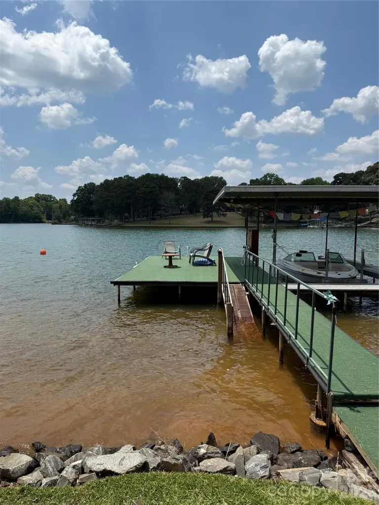 2216 Holly Lane Shelby NC 28150