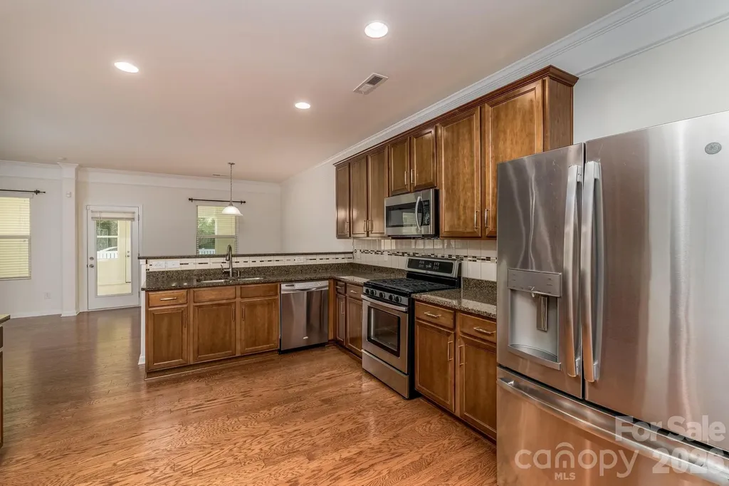 8212 Ruby Valley Road Charlotte NC 28277