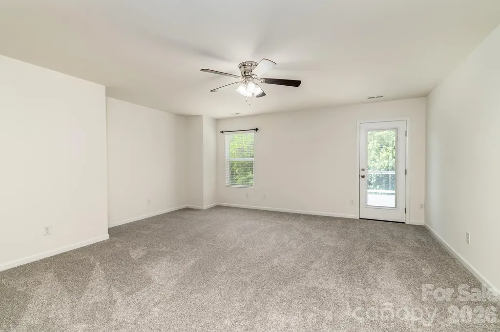 8212 Ruby Valley Road Charlotte NC 28277