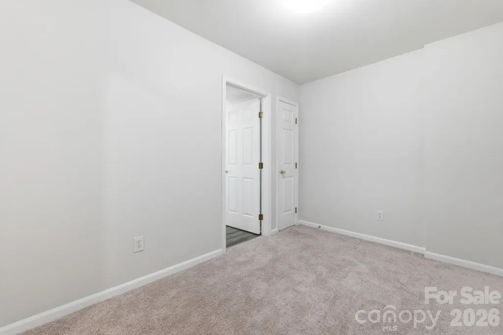 11018 Garden Oaks Lane Charlotte NC 28273