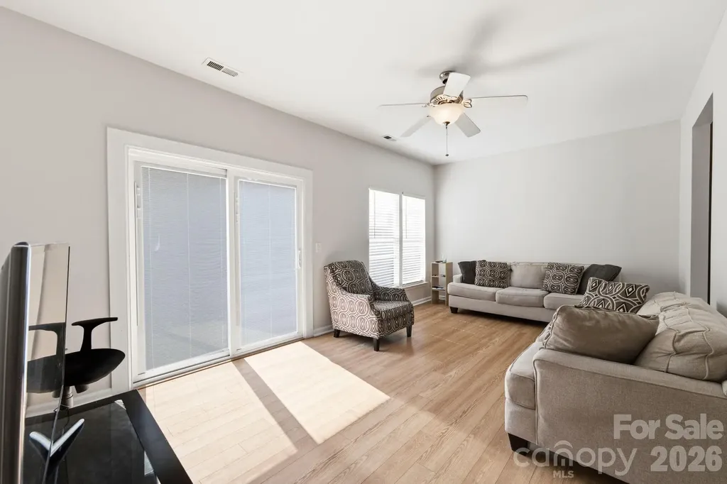 11018 Garden Oaks Lane Charlotte NC 28273