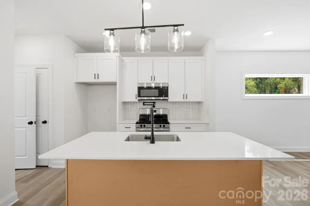 210 8th Avenue Drive SE Hickory NC 28602