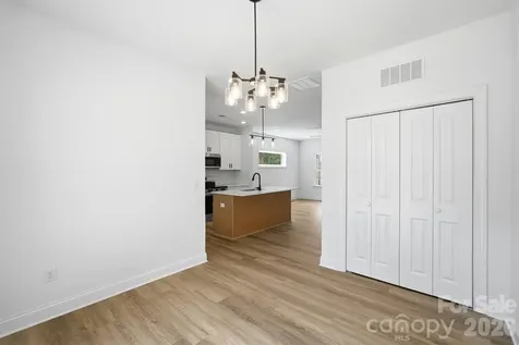 210 8th Avenue Drive SE Hickory NC 28602