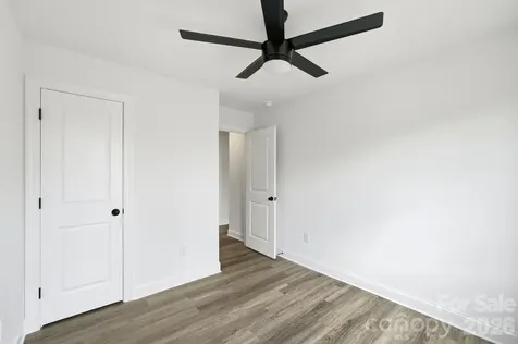 210 8th Avenue Drive SE Hickory NC 28602