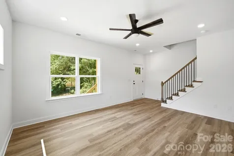 210 8th Avenue Drive SE Hickory NC 28602