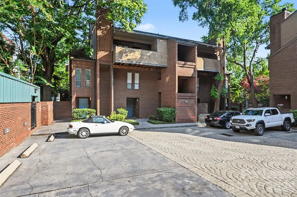 417 N Church Street Charlotte NC 28202